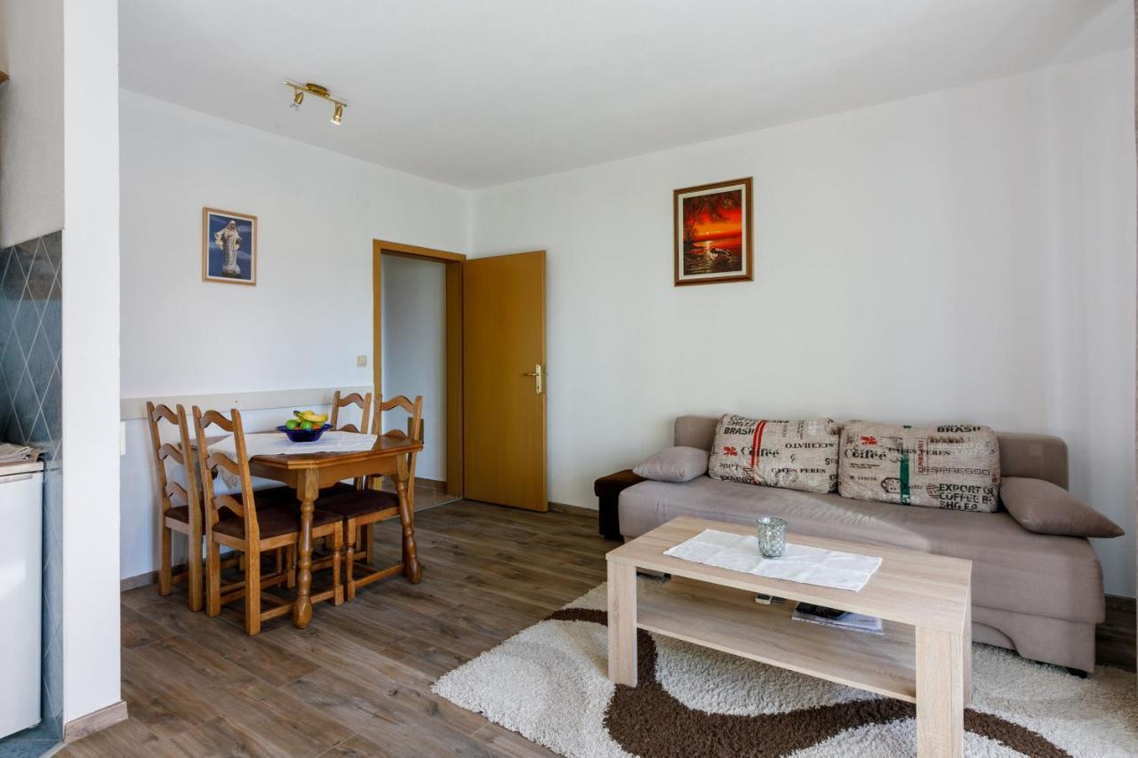 Apartments Kulas Novi Vinodolski Eksteriør billede