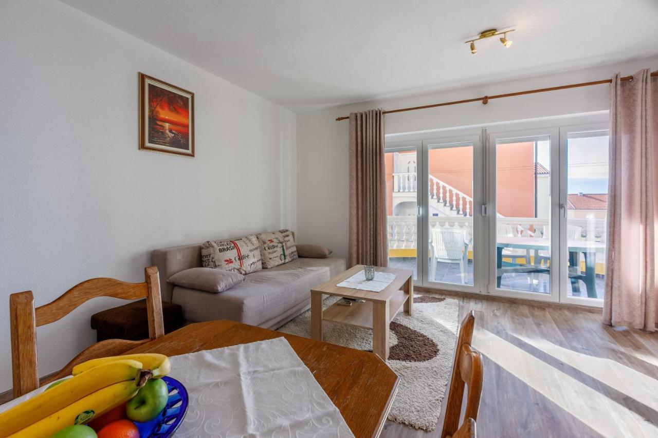 Apartments Kulas Novi Vinodolski Eksteriør billede